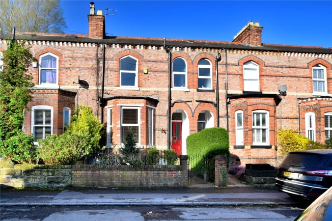 Altrincham electrician EICR altrincham landlords homeowners